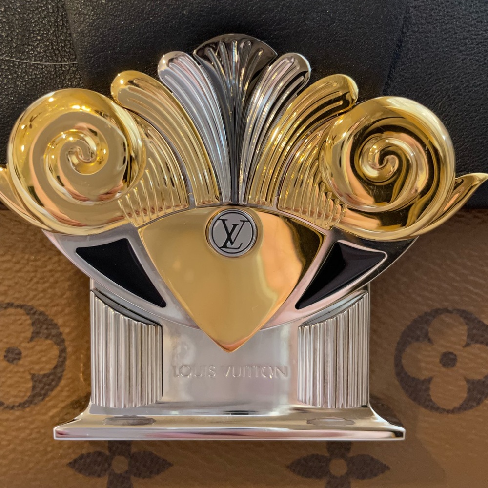 Louis Vuitton 2017 Monogram Reverse Column Clutch… - image 3